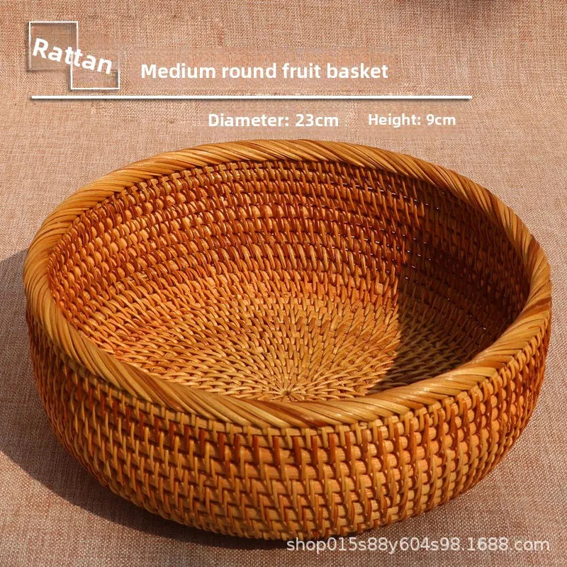 A three-piece set of wicker round fruit baskets, storage baskets, storage baskets and stationery organizing baskets